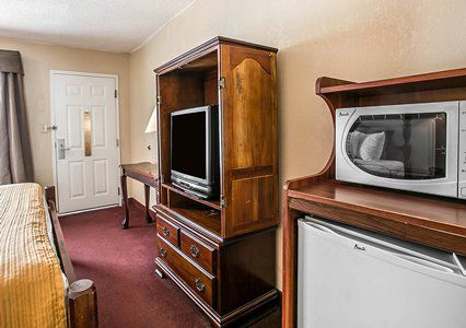 Inn Rodeway 2*