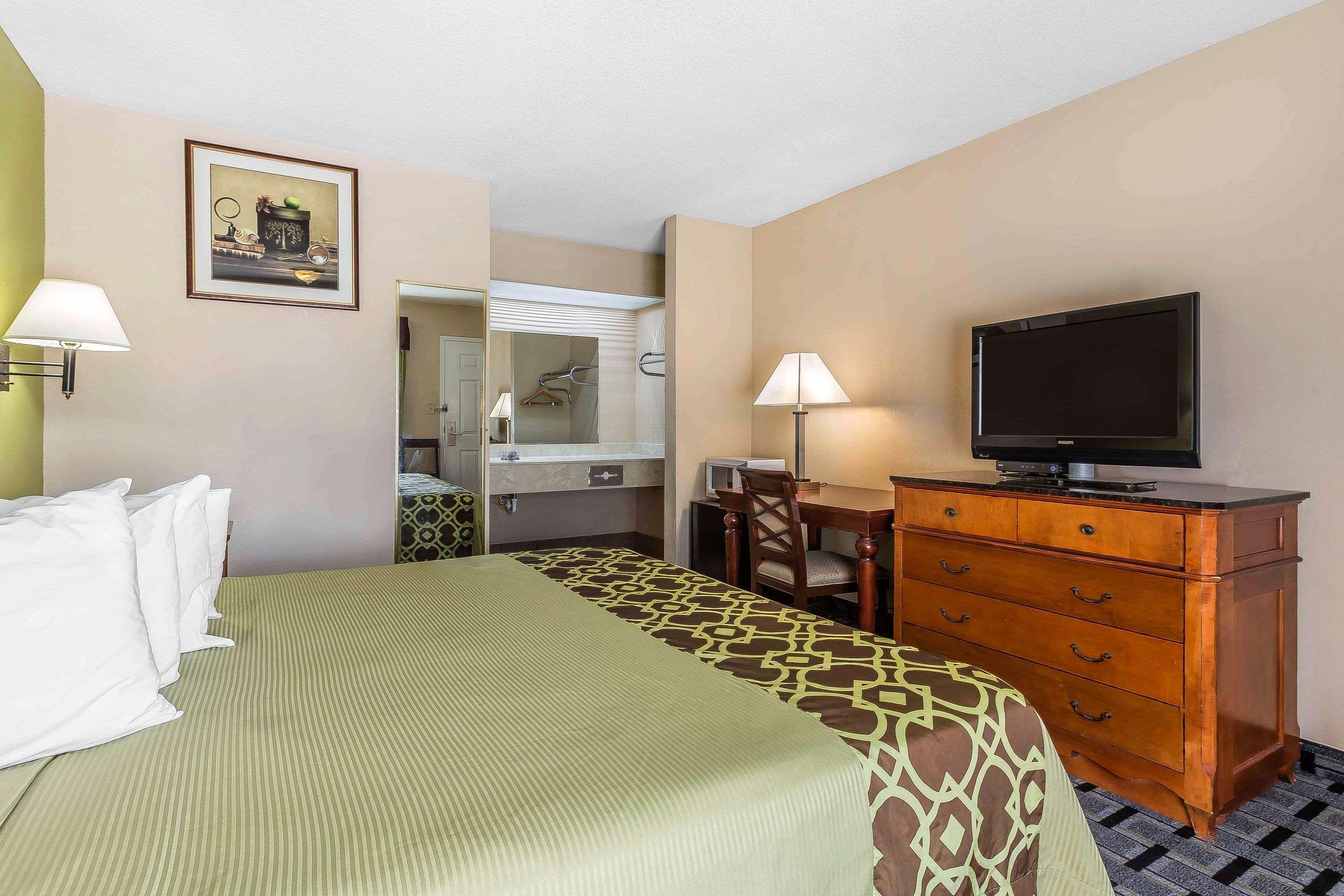 Rodeway Inn